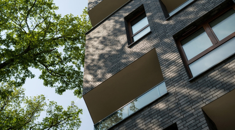 1080x600 02 WDVS System Klinkerriemchen Tonwerk Klinker