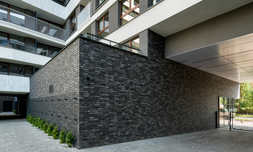 232407010011 Krowodrza Park Krakau PL Brick Loft Anthrazit 03