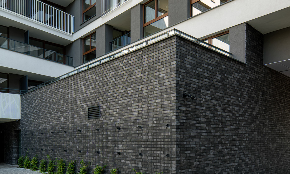 232407010011 Krowodrza Park Krakau PL Brick Loft Anthrazit 04