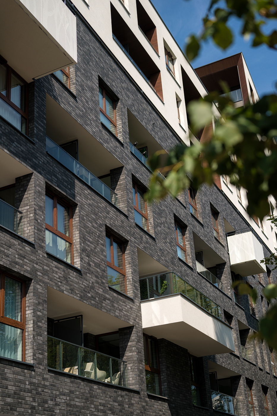 232407010011 Krowodrza Park Krakau PL Brick Loft Anthrazit 07