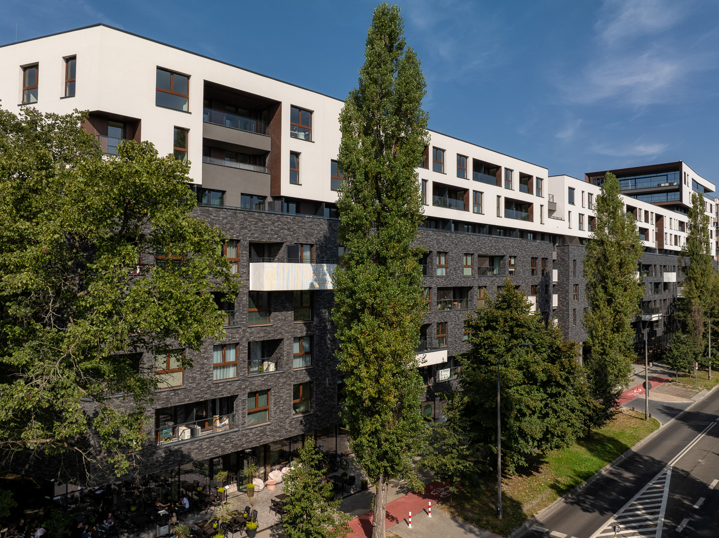 232407010011 Krowodrza Park Krakau PL Brick Loft Anthrazit 11