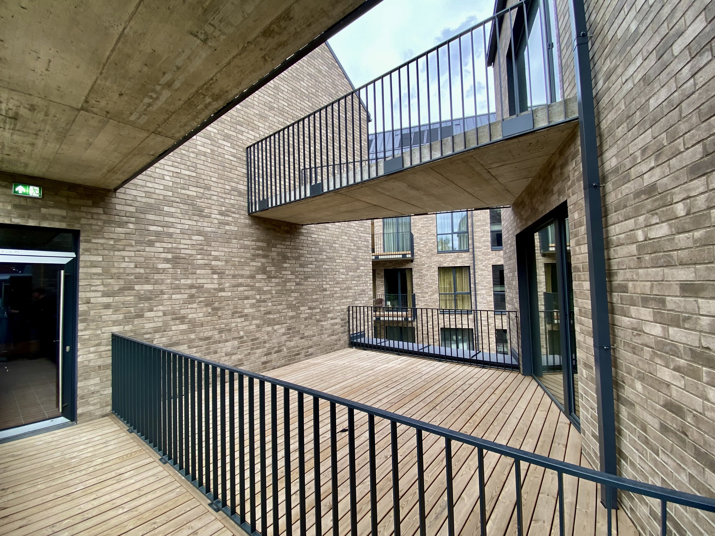 232407010016 Renesanso Vilnius LTU Brick Loft Taupe 18