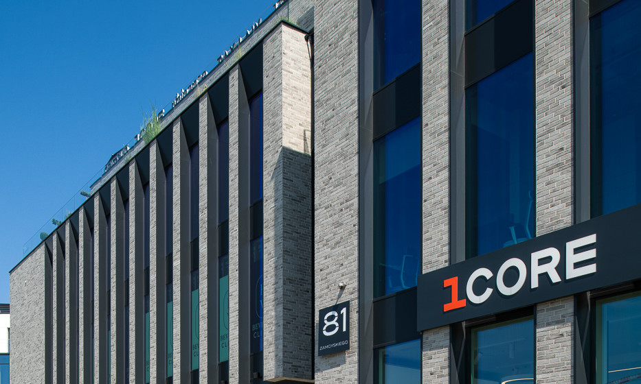 232905800005 Mateczny Office Krakau PL Messina 03