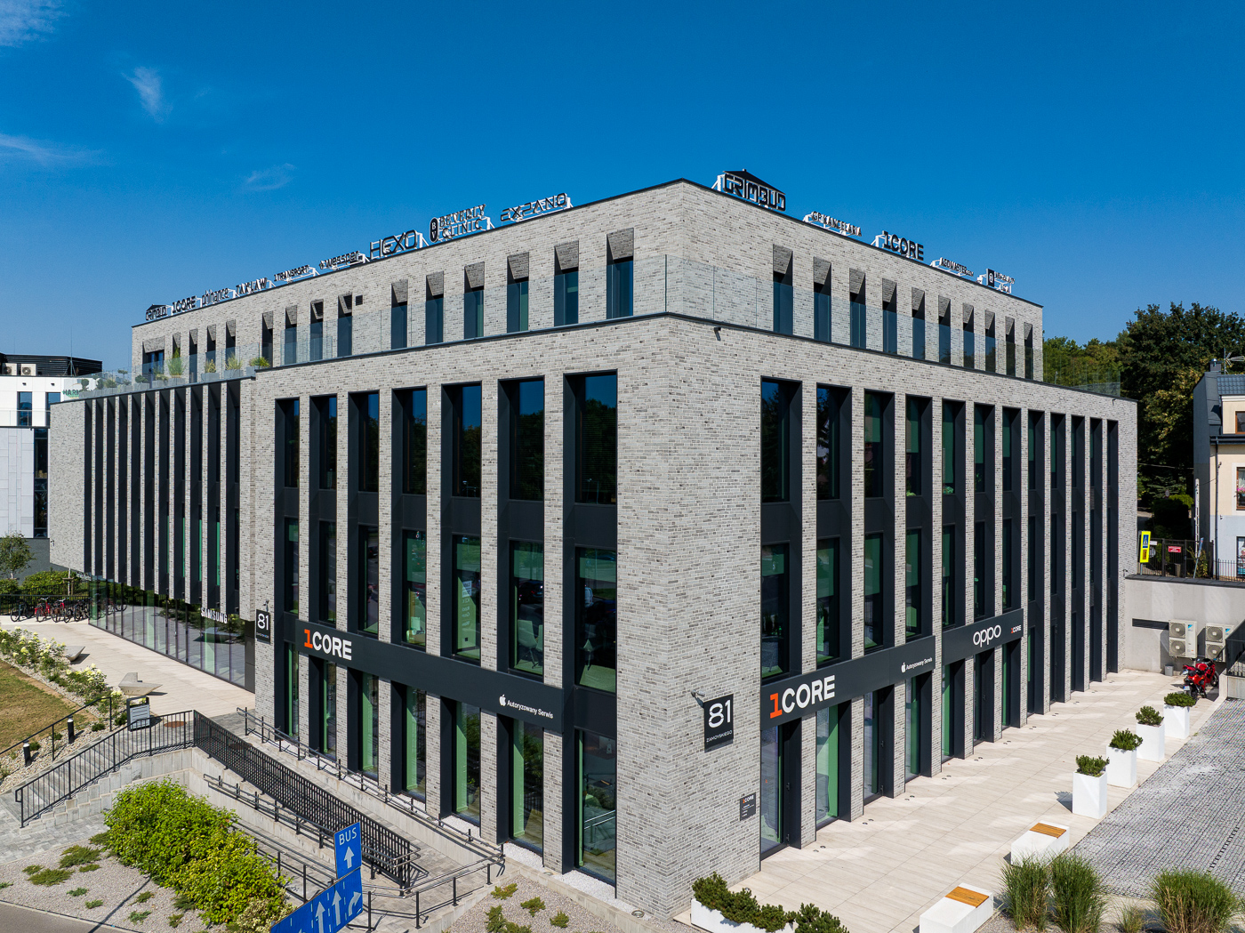 232905800005 Mateczny Office Krakau PL Messina 18