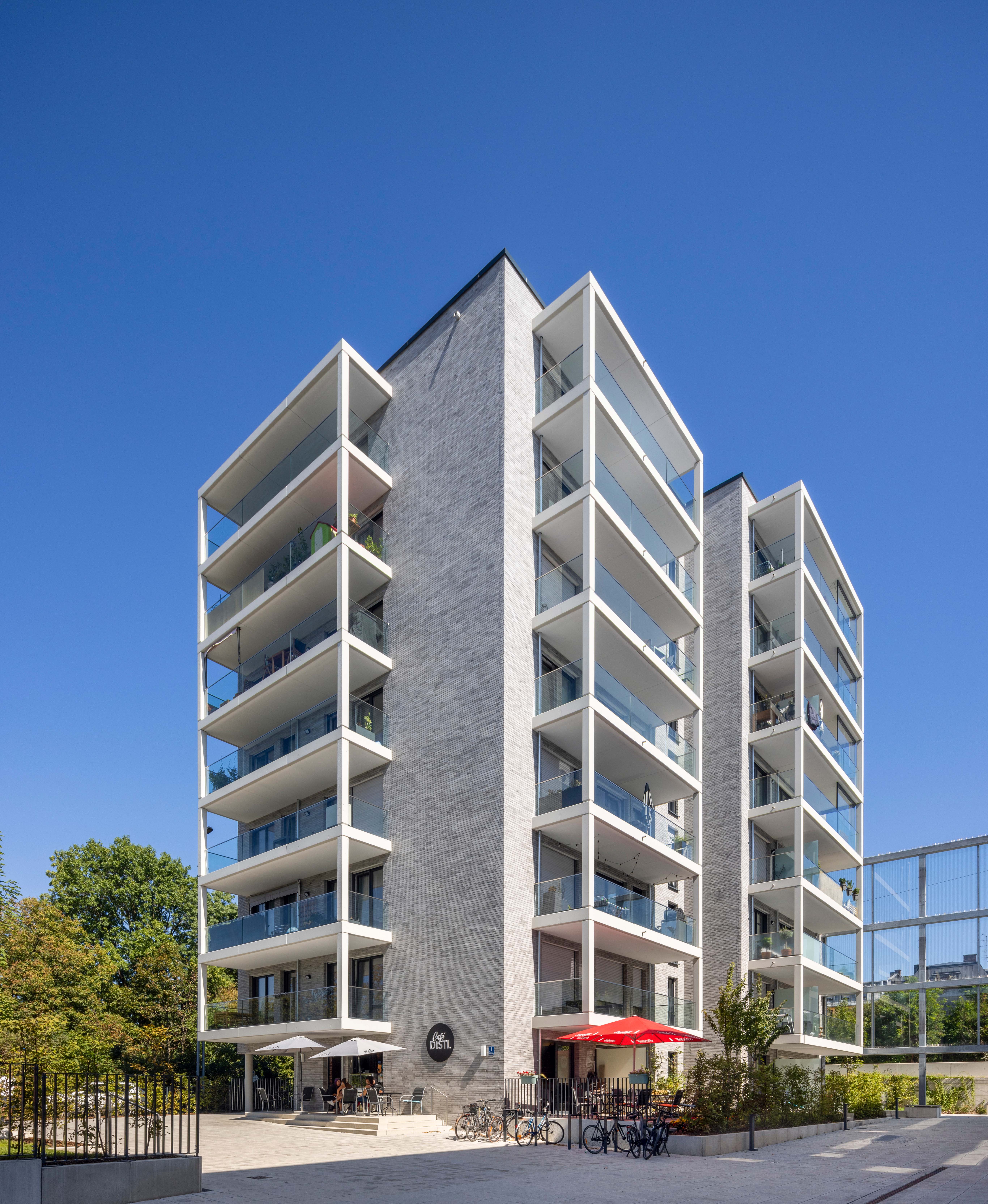 232905800035 BBW Muenchen Koeln BK Grande Argento Messina 03