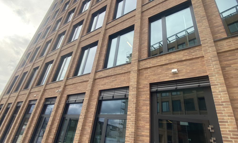 232905800038 Zurich Campus Messecity Koeln DE BK San Remo 018