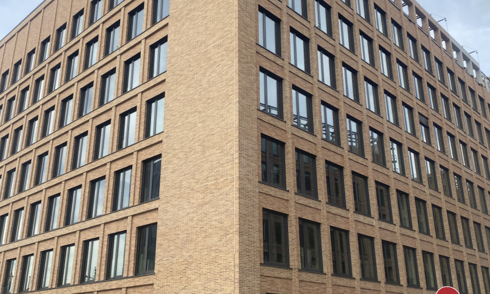 232905800038 Zurich Campus Messecity Koeln DE BK San Remo 09