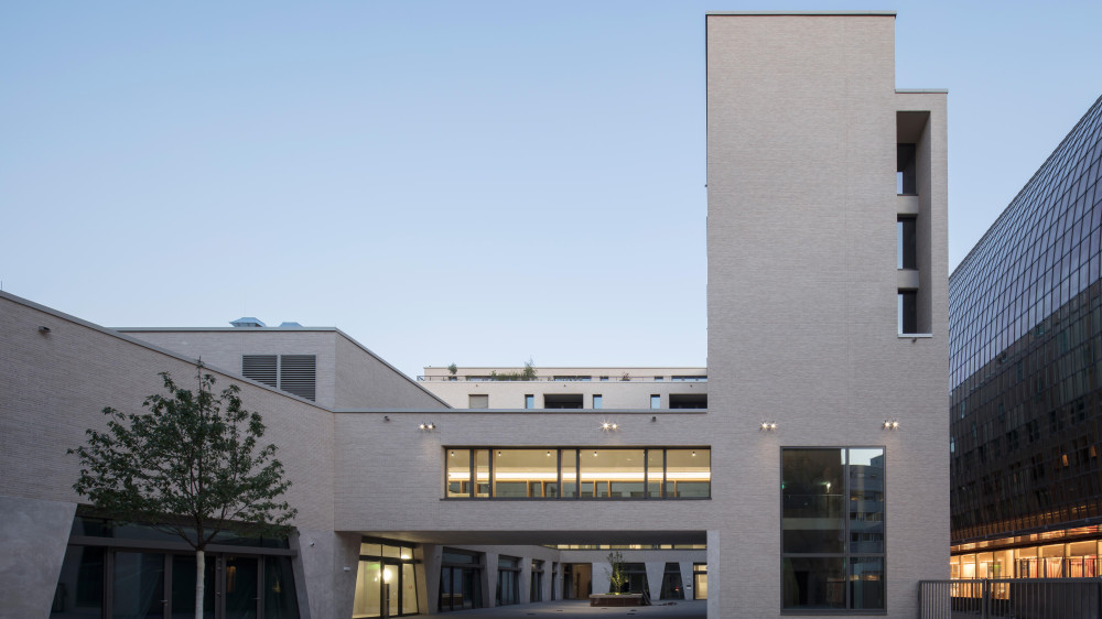 233604800037 Antoniterquartier Koeln DE BK Bardolino 01