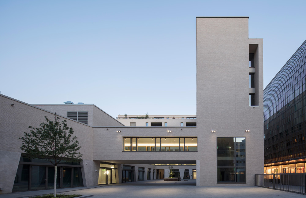 233604800037 Antoniterquartier Koeln DE BK Bardolino 01