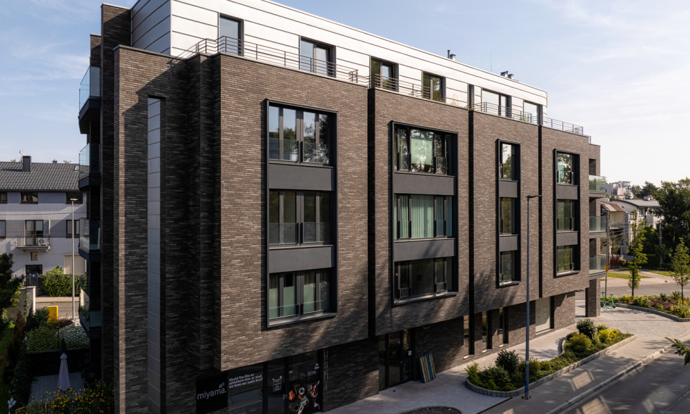 233605800002 Barrakuda Krakau PL Bergamo Referenz Tonwerk Klinker 13