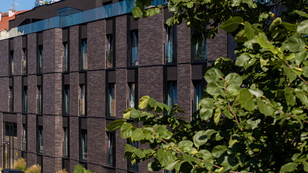 233605800005 Brick House Krakau PL Bergamo 01