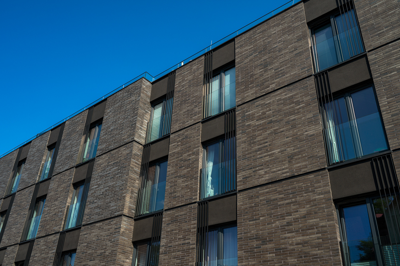 233605800005 Brick House Krakau PL Bergamo 06