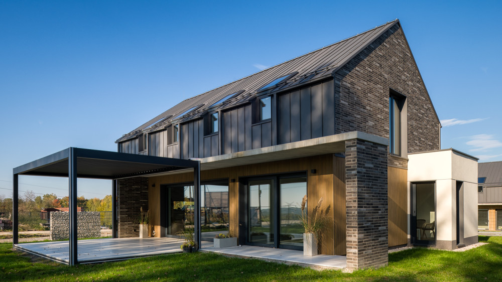 233605800006 Chorowice Krakau PL Palermo 01