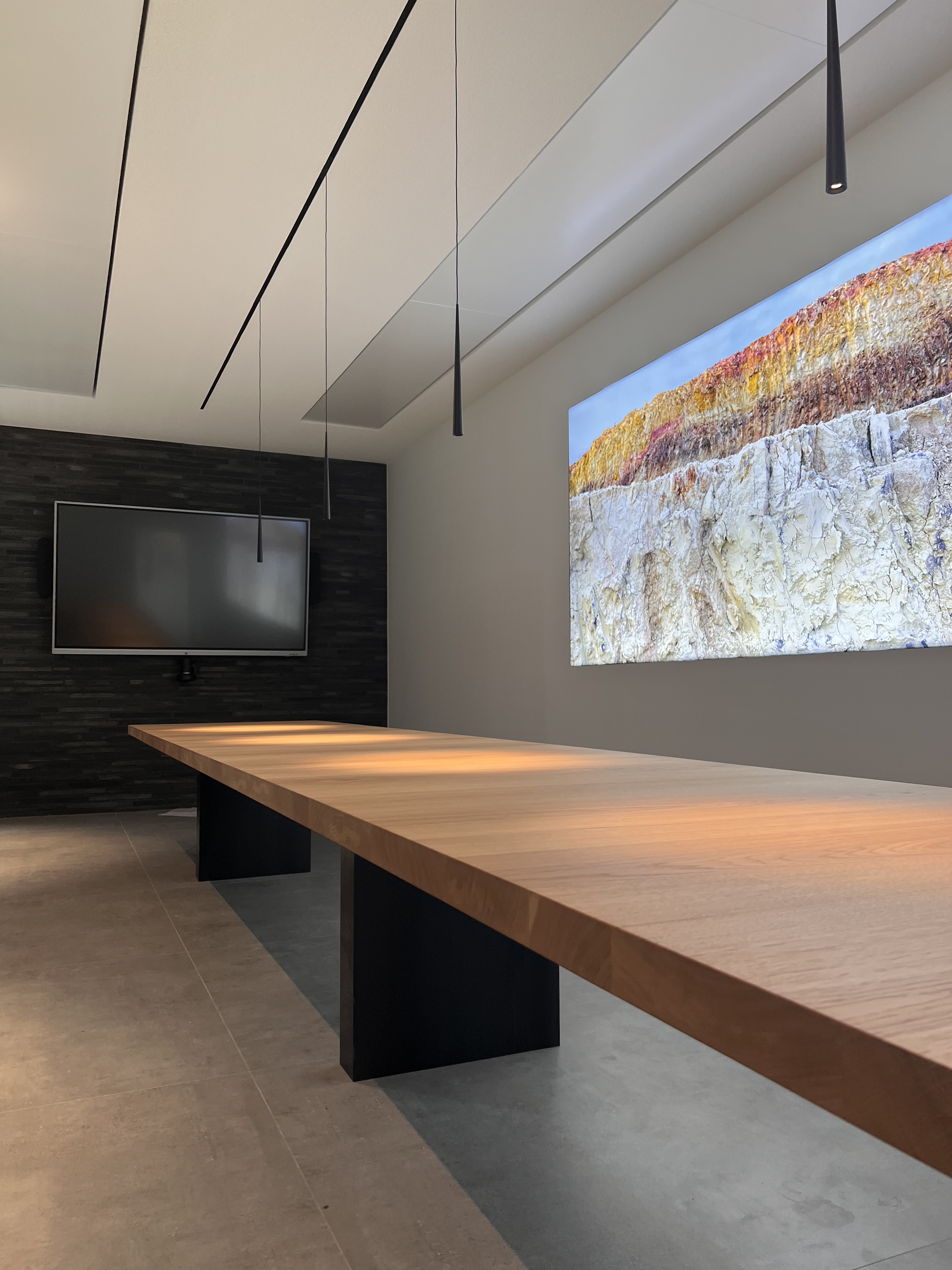 234704800011 Interbau Blink Ransbach Baumbach DE Interior Aprilia 01