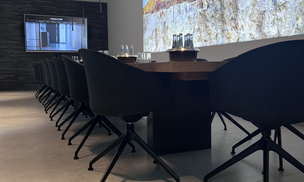 234704800011 Interbau Blink Ransbach Baumbach DE Interior Aprilia 02