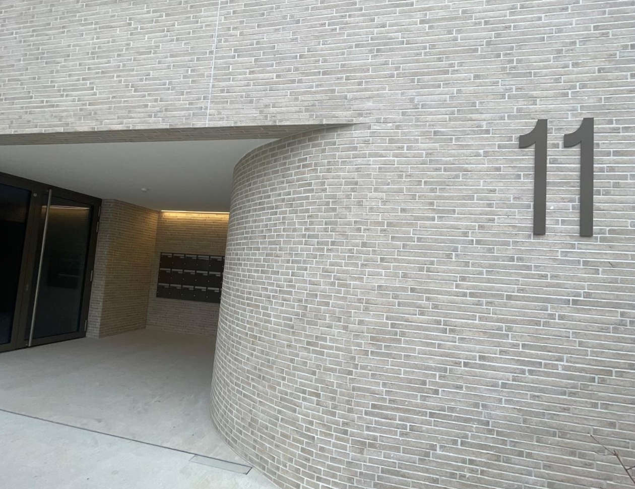 234704800037 Challendin Chene Bougeries CH BK Bardolino 06