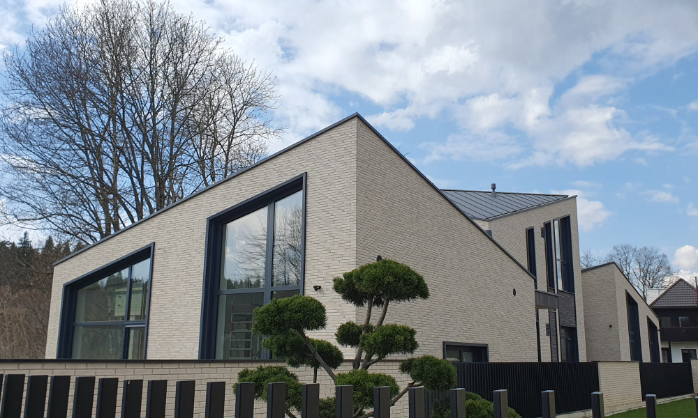 234704800037 Privathaus 08 Valakampiai LTU Bardolino 01